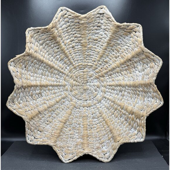 Woven Seagrass Wall Table Decor Star Basket Boho Sheik Farmhouse Coastal 17" - Picture 1 of 5